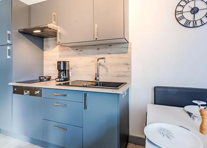 Apartment Les Maisons De La Mer-6 By Interhome