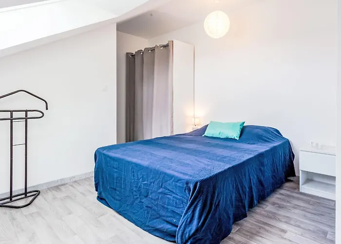 Apartment Les Maisons De La Mer-6 By Interhome