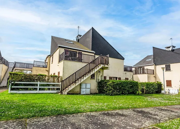 Apartment Les Maisons De La Mer-6 By Interhome *