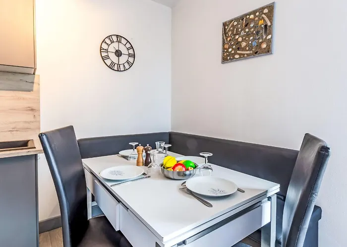 Les Maisons De La Mer-6 By Interhome * Merville-Franceville-Plage