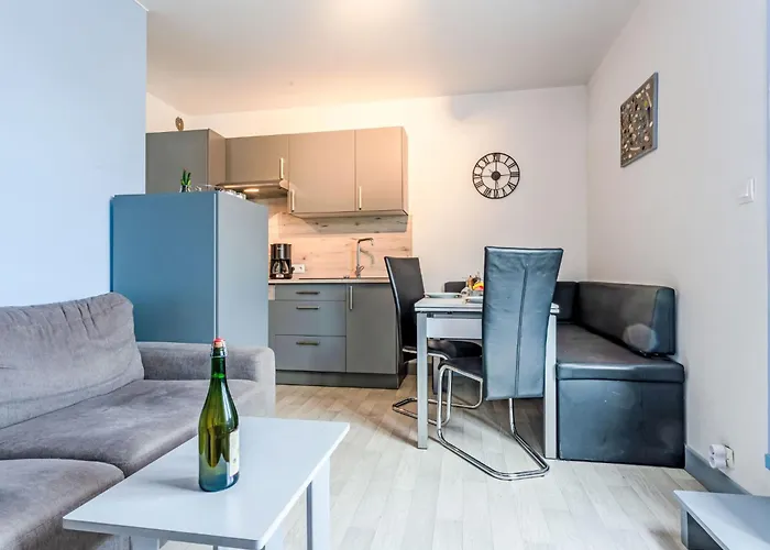 Lejlighed Les Maisons De La Mer-6 By Interhome *